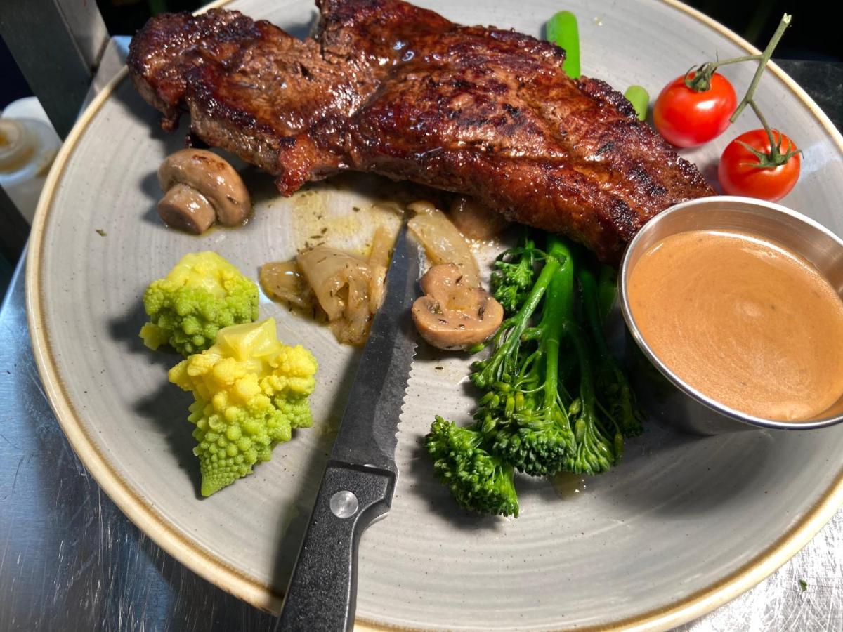 The Copper Still Bar Restaurant & Boutique Rooms Dromod Екстер'єр фото